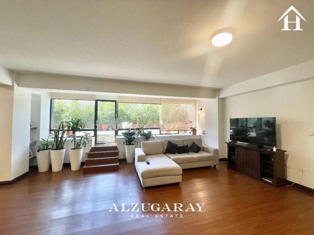 Apto Amplio Balcón 3 Hab. / Edif. Zona 16 — Apartamento en Venta en Zona 16, Guatemala, Ciudad — foto 1 de 10
