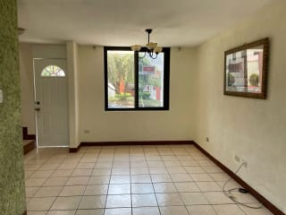 Casa en Venta en Casa Grande KM. 10 Ruta al Atlantico — Casa en Venta en Carretera al Atlántico, Guatemala, Ciudad — miniatura 10 de 17