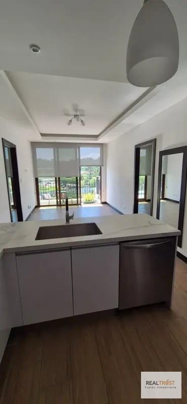 Rento Apartamento Lirios de Cayalá 3 Zona 16 — Apartamento en Alquiler en Ciudad Cayalá, Zona 16, Guatemala, Ciudad — foto 1 de 4