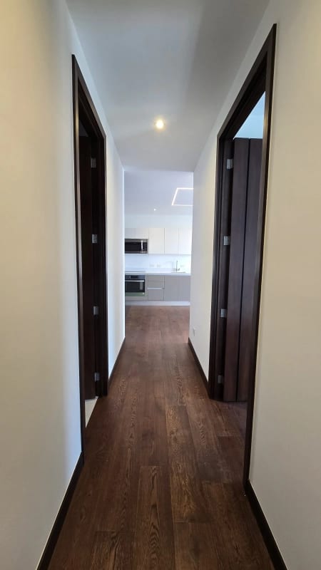 Se Alquila Apto. Edificio Vasanta, Zona 10. — Apartamento en Alquiler en Vasanta, Zona 10, Guatemala, Ciudad — foto 5 de 14