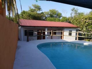 Terreno con 2 boungalows en Monterrico — Terreno en Venta en Monterrico, Santa Rosa — miniatura 6 de 7