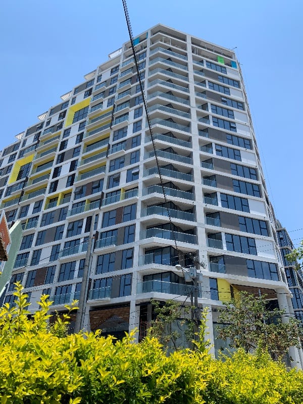 Moderno Apartamento Equipado en Renta, Edificio Quo — Apartamento en Alquiler en Zona 4, Guatemala, Ciudad — foto 1 de 14
