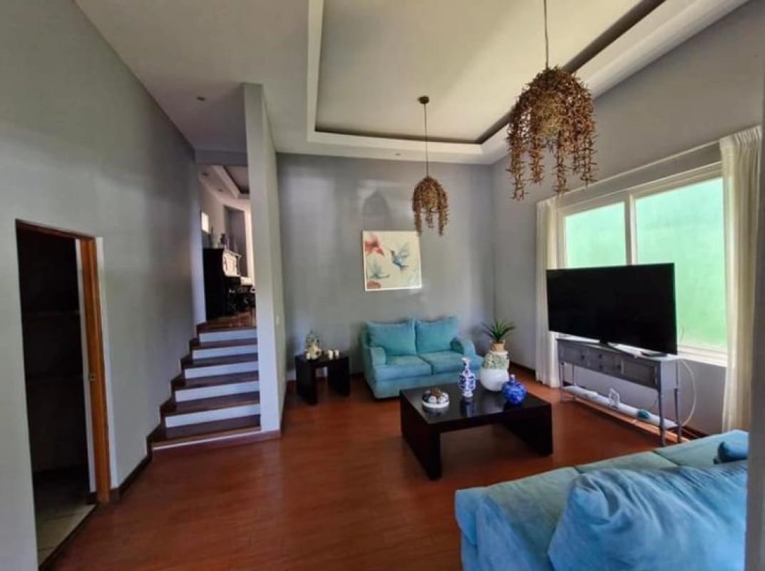 Casa en renta y venta Kanajuyu zona 16 (fuera de garita) — Casa en Venta en Zona 16, Guatemala, Ciudad — foto 5 de 12