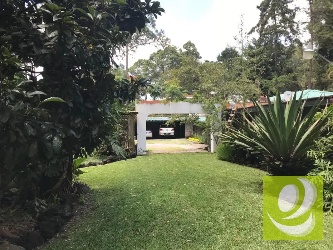 Casa en Venta, Zona 16 Cerca Embajada Americana — Casa en Venta en Zona 16, Guatemala, Ciudad — foto 1 de 17