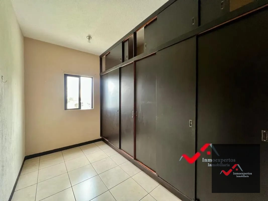 Casa en Venta San Cristobal, Zona 8 Mixco — Casa en Venta en Pinares de San Cristobal, Zona 8 Mixco, Guatemala, Ciudad — foto 3 de 14