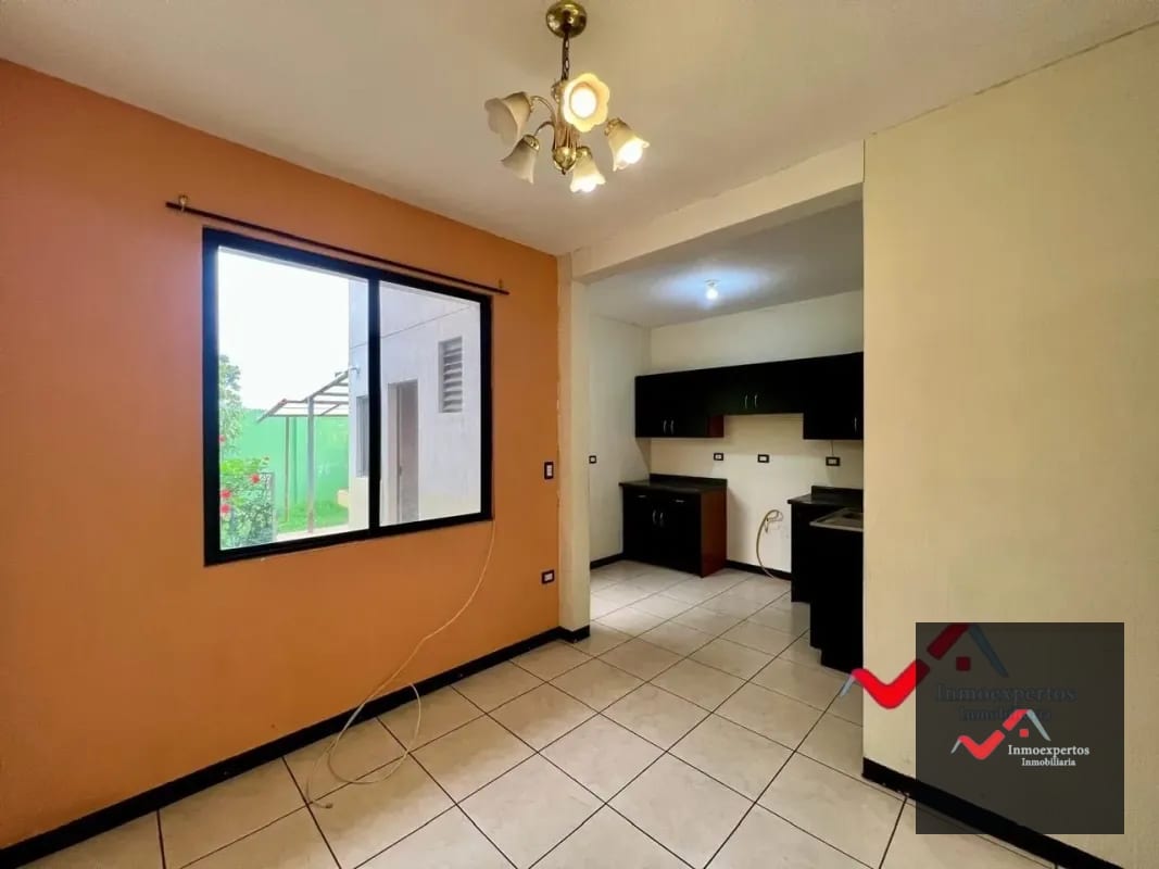 Casa en Venta San Cristobal, Zona 8 Mixco — Casa en Venta en Pinares de San Cristobal, Zona 8 Mixco, Guatemala, Ciudad — foto 6 de 14
