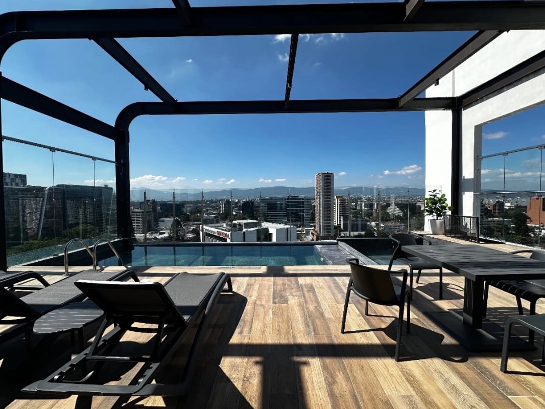 Zona 10, Edificio Bonadiez excelente inversión apartamento en venta — Apartamento en Venta en Bonadiez, Zona 10, Guatemala, Ciudad — foto 1 de 9