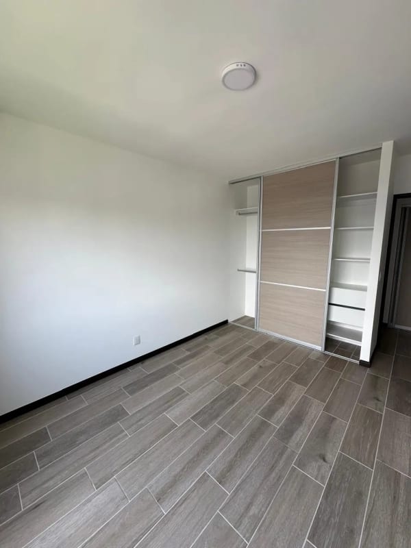 Apartamento en renta en Seghería zona 14 — Apartamento en Alquiler en Segheria, Zona 14, Guatemala, Ciudad — foto 4 de 17