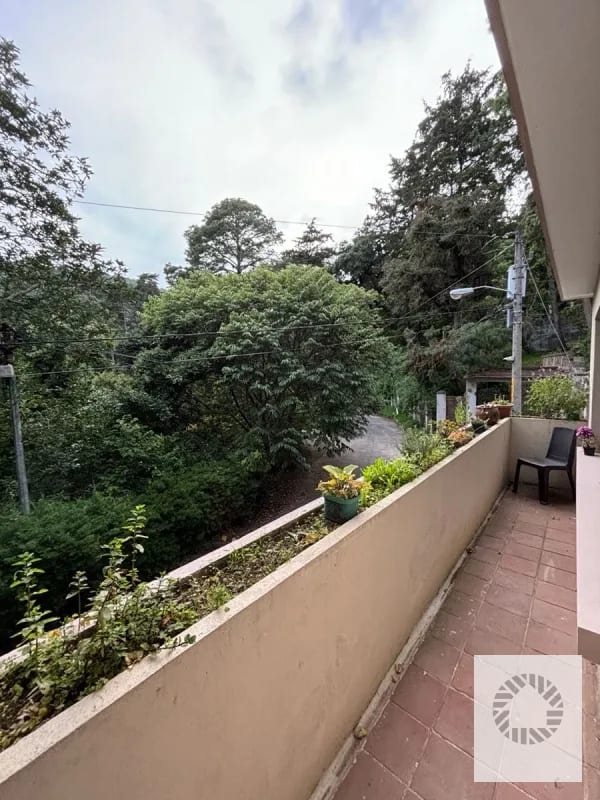 Vendo Casa Amplia en Encinal, Zona 7 — Casa en Venta en El Encinal, Zona 7 Mixco, Guatemala, Ciudad — foto 5 de 12