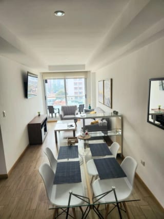 Renta o Venta Apartamento Z.10 Completamente Amueblado — Apartamento en Venta en City Haus, Zona 10, Guatemala, Ciudad — miniatura 1 de 7