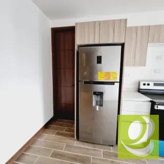 Apartamento en Venta Zona 14 — Apartamento en Venta en Vila Catorce, Zona 14, Guatemala, Ciudad — miniatura 6 de 9