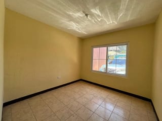 Casa en Venta en Fraijanes, Dentro de Garita, KM 27 — Casa en Venta en Carretera a El Salvador, Guatemala, Ciudad — miniatura 6 de 12