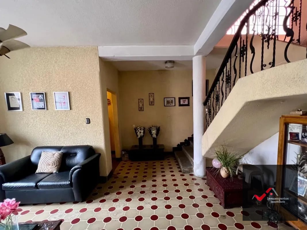 Casa en Venta Zona 1 Sobre 7MA Avenida — Casa en Venta en Zona 1, Guatemala, Ciudad — foto 2 de 16