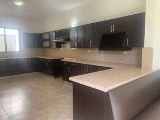 Renta-preciosa Casa 2 Niveles en Lazos de Fraijanes — Casa en Alquiler en Lazos de Fraijanes, Carretera a El Salvador, Guatemala, Ciudad — miniatura 12 de 17