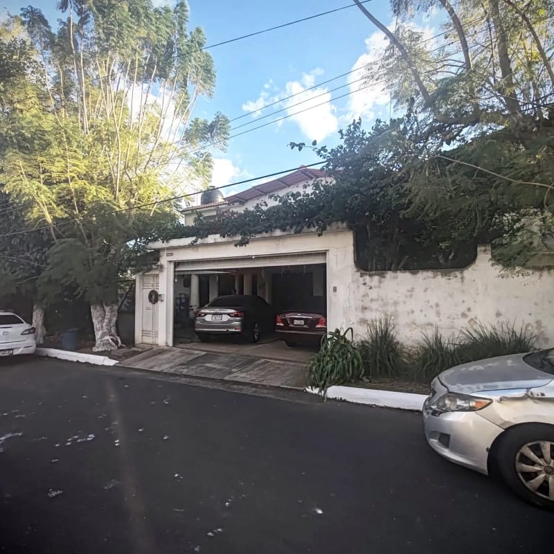 Casa en VENTA San Cristóbal, Residenciales los Eucaliptos — Casa en Venta en Zona 8 Mixco, Guatemala, Ciudad — foto 3 de 12