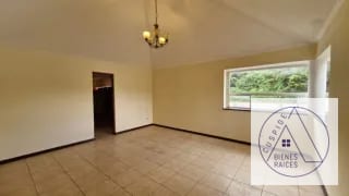 Carr. Salvador Parajes de Muxbal se vende casa amplia y de lujo — Casa en Venta en Carretera a El Salvador, Guatemala, Ciudad — miniatura 3 de 14