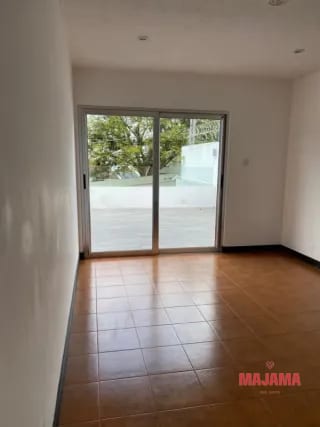 Casa en Venta Carretera al Salvador, Codigo 28_CV04 — Casa en Venta en Carretera a El Salvador, Guatemala, Ciudad — miniatura 2 de 7