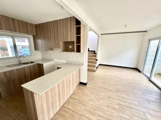 Casa en venta para estrenar en Bosques de Santa Elena — Casa en Venta en Carretera a El Salvador, Guatemala, Ciudad — miniatura 15 de 17