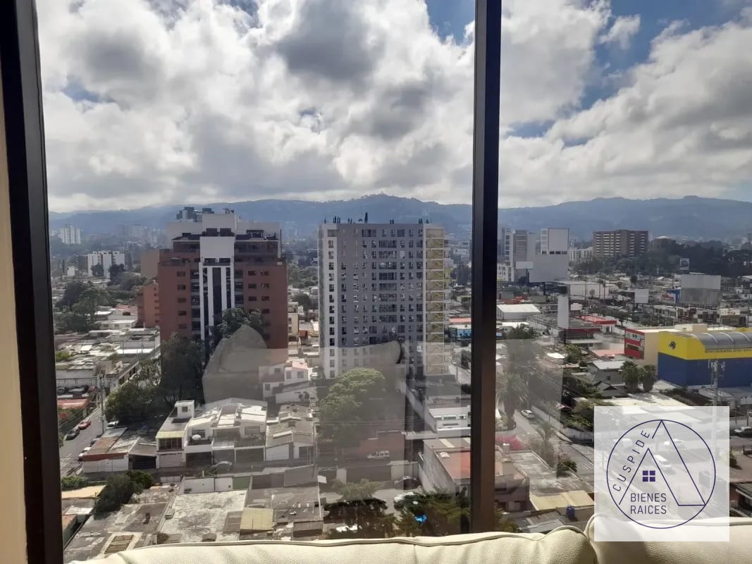 Zona 10 Edificio Mirafiori Hermoso apartamento en Venta. — Apartamento en Venta en Zona 10, Guatemala, Ciudad — foto 1 de 9