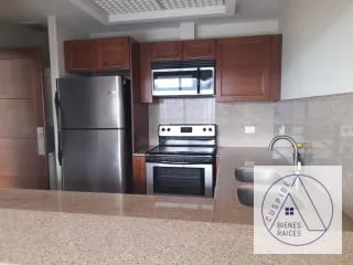 Zona 10 Edificio Mirafiori Hermoso apartamento en Venta. — Apartamento en Venta en Zona 10, Guatemala, Ciudad — miniatura 2 de 9
