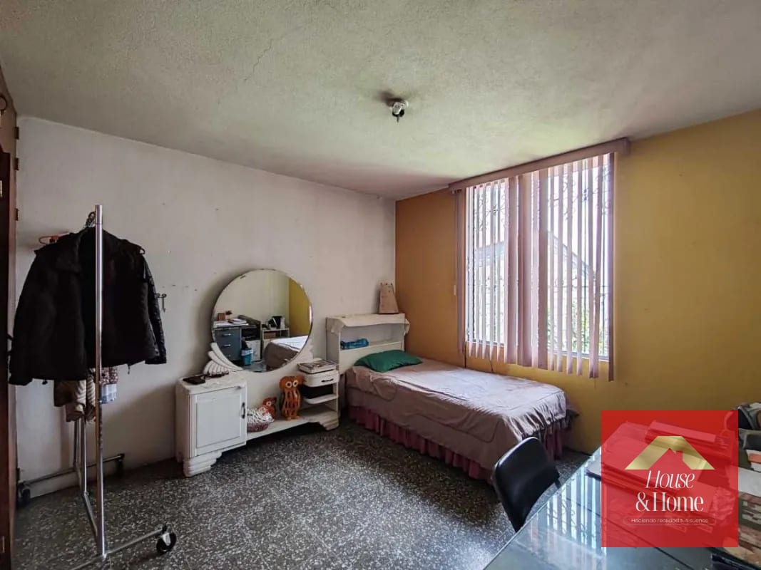 Casa en venta zona 15 de 4 habitaciones para remodelar — Casa en Venta en Zona 15, Guatemala, Ciudad — foto 3 de 11