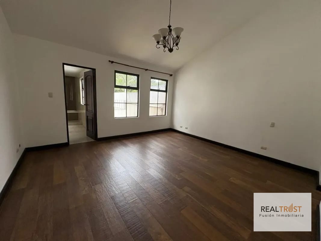 Casa en Venta Colinas de Arrazola km 17.5 Entrada a Olmeca — Casa en Venta en Carretera a El Salvador, Guatemala, Ciudad — foto 15 de 16