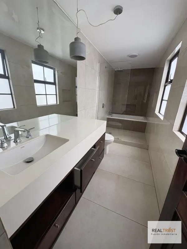 Casa en Venta Colinas de Arrazola km 17.5 Entrada a Olmeca — Casa en Venta en Carretera a El Salvador, Guatemala, Ciudad — foto 10 de 16