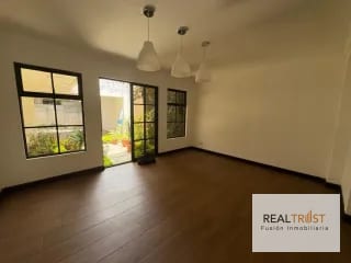 Casa en Venta Colinas de Arrazola km 17.5 Entrada a Olmeca — Casa en Venta en Carretera a El Salvador, Guatemala, Ciudad — miniatura 3 de 16