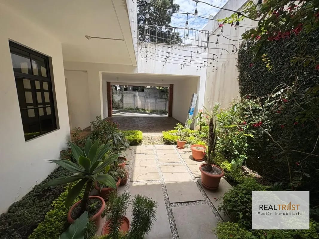 Casa en Venta Colinas de Arrazola km 17.5 Entrada a Olmeca — Casa en Venta en Carretera a El Salvador, Guatemala, Ciudad — foto 2 de 16