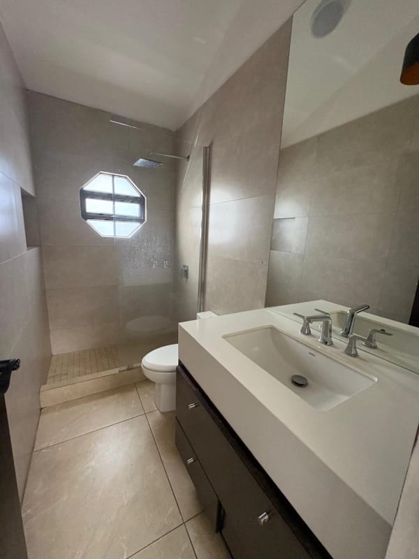 Casa en venta Colinas de Arrazola km 17.5 entrada a Olmeca — Casa en Venta en Carretera a El Salvador, Guatemala, Ciudad — foto 7 de 17