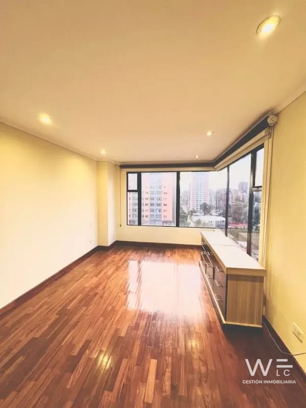 Vendo Apartamento Zona 10 — Apartamento en Venta en Real de la Villa, Zona 10, Guatemala, Ciudad — foto 7 de 12
