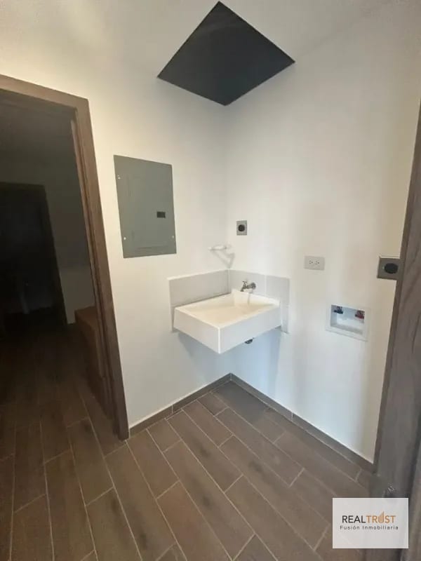 Apartamento en venta Edificio Parque 14 — Apartamento en Venta en Zona 14, Guatemala, Ciudad — foto 4 de 16