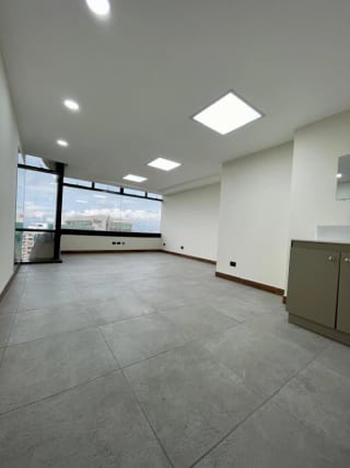 Clinica Medica en Venta, Multimedica zona 15 — Clínica en Venta en Multimedica, Zona 15, Guatemala, Ciudad — miniatura 4 de 10