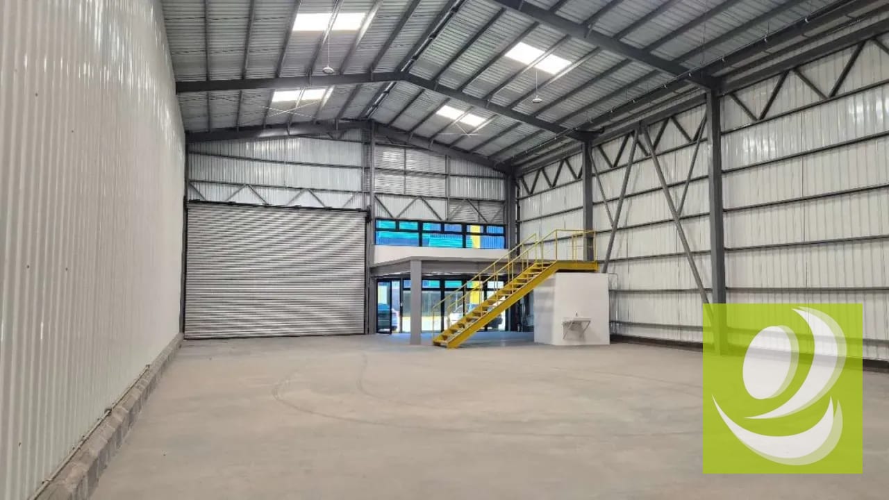 Alquilo y Vendo ofibodega en complejo con Amenidades — Bodega / Ofibodega en Venta en Villa Canales, Guatemala, Ciudad — foto 2 de 4