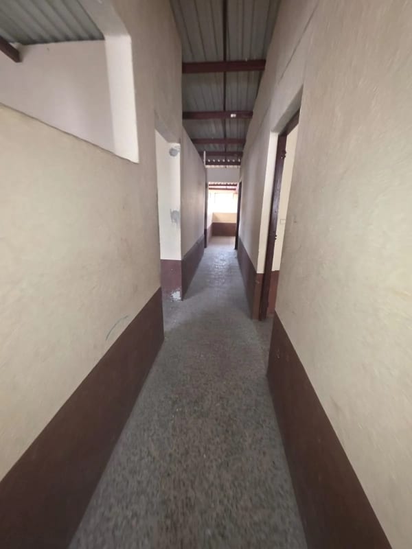 Propiedad en Venta Villa Nueva, Ideal para Colegios, Hotel,bodegas para Comerciantes del Mercado. Etc. — Casa en Venta en Villa Nueva, Guatemala, Ciudad — foto 5 de 7