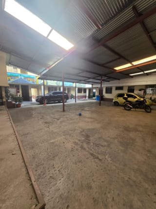 Propiedad en Venta Villa Nueva, Ideal para Colegios, Hotel,bodegas para Comerciantes del Mercado. Etc. — Casa en Venta en Villa Nueva, Guatemala, Ciudad — miniatura 4 de 7