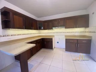Casa Venta Km 16-20 CAES - Entrada Calle Olmeca - Residenciales Santa Mónica- Rentada para Inversionista — Casa en Venta en km 16-20, Carretera a El Salvador, Guatemala, Ciudad — miniatura 4 de 9