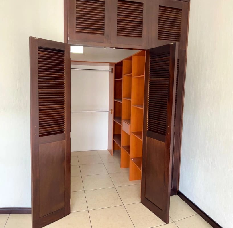 Casa en venta Residenciales Santa Monica km 16.5 — Casa en Venta en Carretera a El Salvador, Guatemala, Ciudad — foto 12 de 17