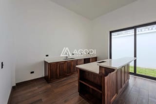 Casa en Antigua Guatemala — Casa en Venta en Antigua, Sacatepéquez — miniatura 3 de 6