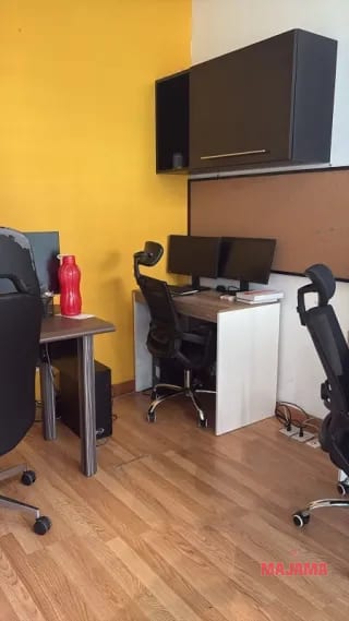 Amplia Oficina Amueblada en Renta Zona 10, Codigo 0_ORD4 — Oficina en Alquiler en Zona 10, Guatemala, Ciudad — miniatura 4 de 8