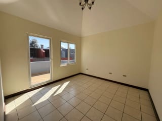 Casa en venta km 18.5 carretera a El Salvador — Casa en Venta en Carretera a El Salvador, Guatemala, Ciudad — miniatura 11 de 16