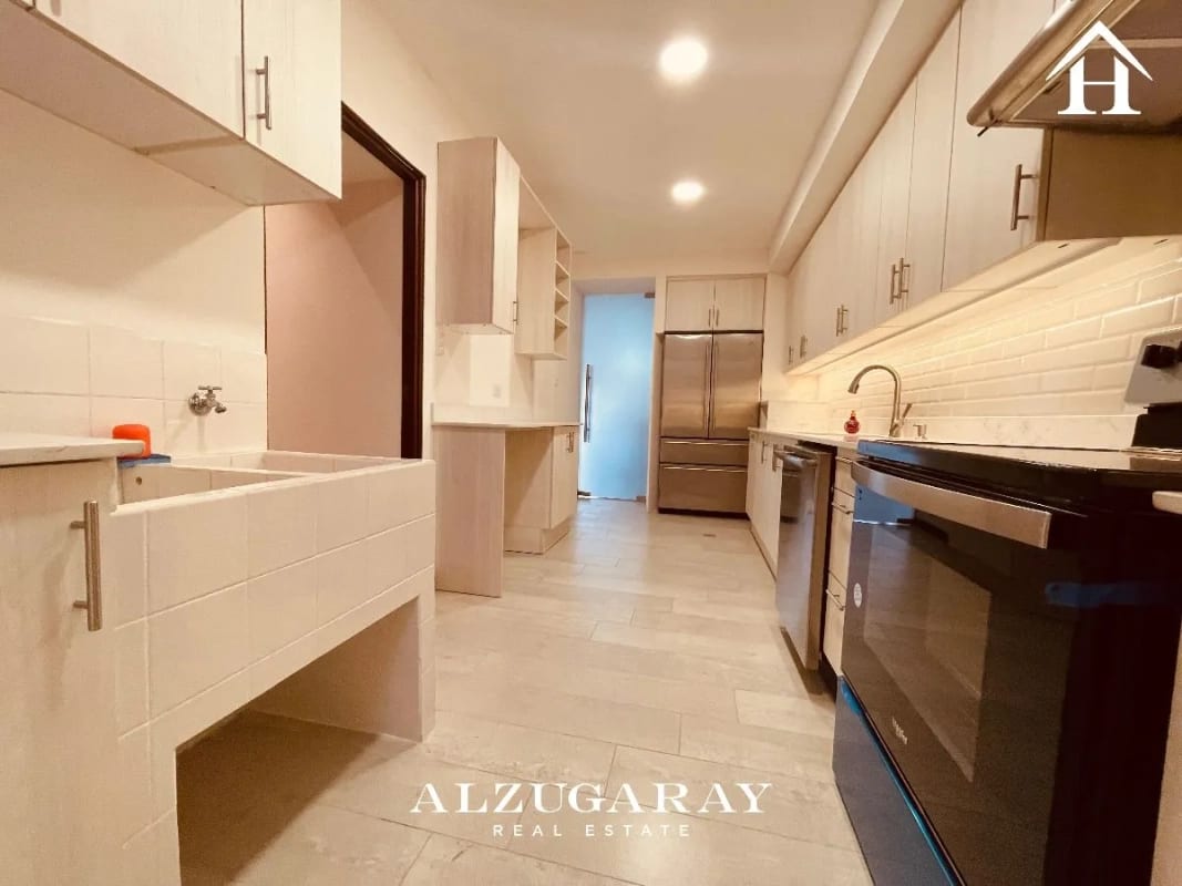 Apartamento Semiamueblado - a Metros de Futeca Zona 14 — Apartamento en Alquiler en Zona 14, Guatemala, Ciudad — foto 9 de 13