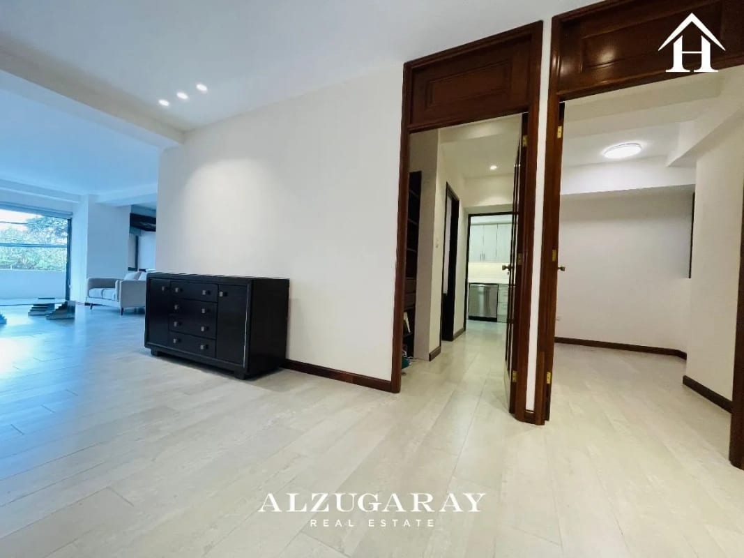 Apartamento Semiamueblado - a Metros de Futeca Zona 14 — Apartamento en Alquiler en Zona 14, Guatemala, Ciudad — foto 8 de 13