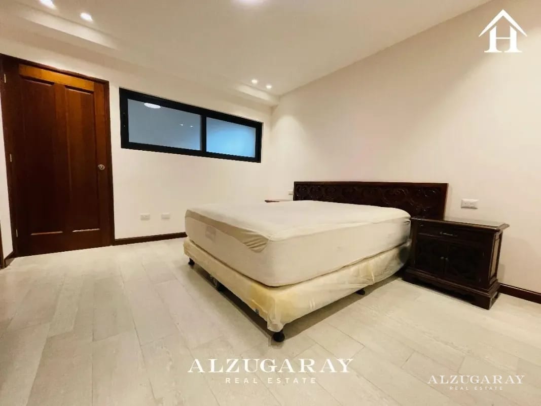 Apartamento Semiamueblado - a Metros de Futeca Zona 14 — Apartamento en Alquiler en Zona 14, Guatemala, Ciudad — foto 6 de 13