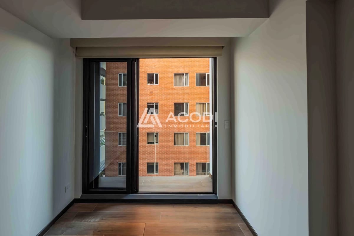 Apartamento en Zona 10 — Apartamento en Alquiler en Zona 10, Guatemala, Ciudad — foto 3 de 4