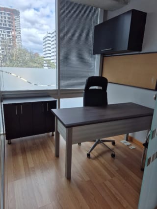 Oficina en renta Edificio Platina zona 10 — Oficina en Alquiler en Zona 10, Guatemala, Ciudad — miniatura 4 de 17
