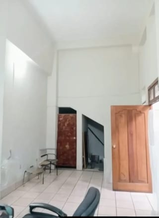 Edificio en RENTA Parte Frontal - Zona 1 — Edificio en Alquiler en Zona 1, Guatemala, Ciudad — miniatura 7 de 12