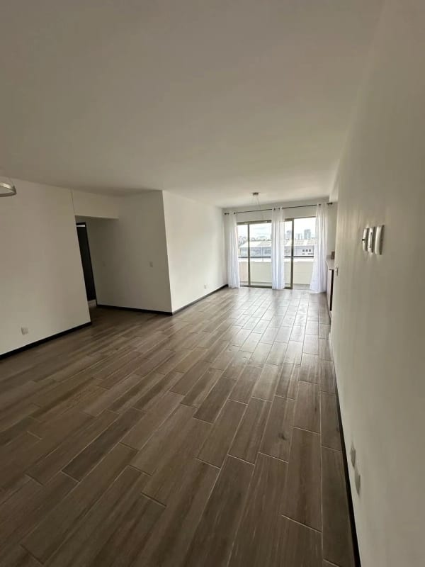 Alquiler de Apartamento en Segheria Zona 14 — Apartamento en Alquiler en Segheria, Zona 14, Guatemala, Ciudad — foto 8 de 17