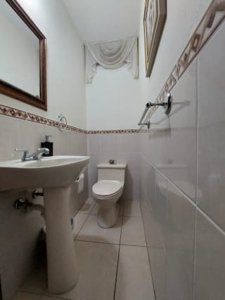 Venta de Casa Amueblada en Km 16.5 Carr. Olmeca — Casa en Venta en Villas de Santa Mónica, Carretera a El Salvador, Guatemala, Ciudad — miniatura 9 de 12