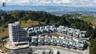 Opciones en venta - *El Pulté Ecuestre, Z. 16* — Terreno en Venta en Zona 16, Guatemala, Ciudad — miniatura 2 de 4